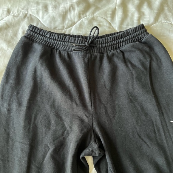 Reebok Sweat Set - Black Crewneck Cinched Cropped Sweater and Black Joggers - Picture 9 of 11